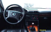 530i interior